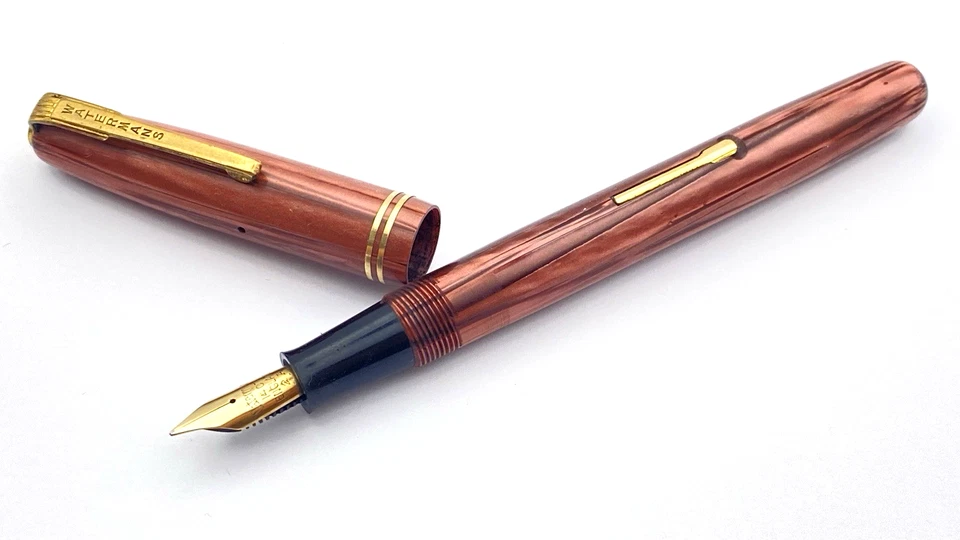 PLUMA ESTILOGRÁFICA WATERMAN 503 VINTAGE ROSA PERLA ELÁSTICA ORO 14K MEDIANA NUEVA EN CAJA INGLATERRA Foto 4 de 4