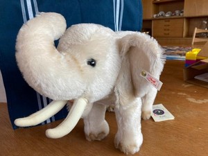 Steiff African Elephant Discovery Channel/Animal Planet LE 1998 #878/1500 MWMT