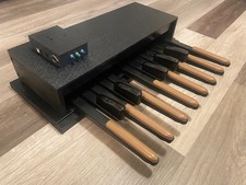 13 Note Midi Bass Pedals - Sustain , Oct Up / Down , Midi Chan . Free Ship