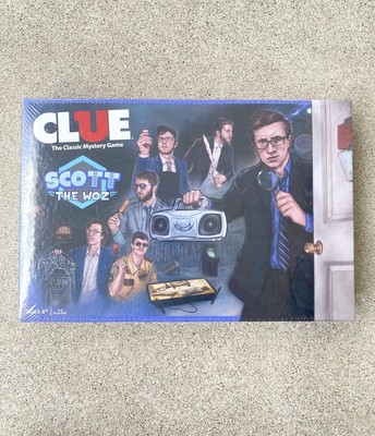 New Clue Scott The Woz Mystery Board Game Hasbro USAopoly Pixel Empire - Sealed