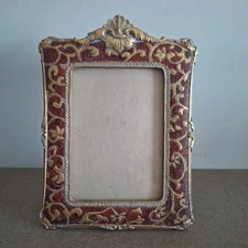 Ornate Scrolled Picture Frame Easel Fits 5x7" Photo Art nouveau Gold Red Gothic