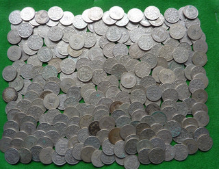 BULK LOT PRE 1947 SILVER SIXPENCES 660 GMS .500 SILVER
