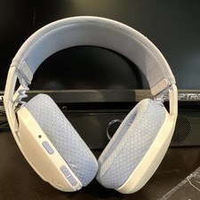 Logitech G435 Light Blue White Over-Ear Gamin...
