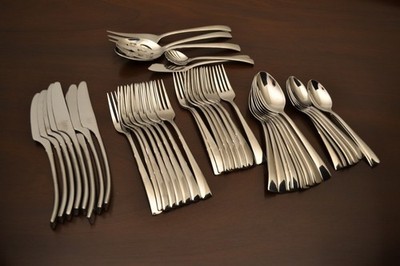 Zwilling J.A. Henckels Bellasera 45 pcs Flatware Set, Stainless Steel