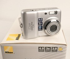 Nikon Coolpix L4 Digital Camera 4MP 3x Optical Zoom 2” LCD Compact Silver NEW
