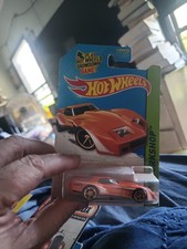 Hot Wheels HW Workshop '76 Greenwood Corvette 237/250 Orange