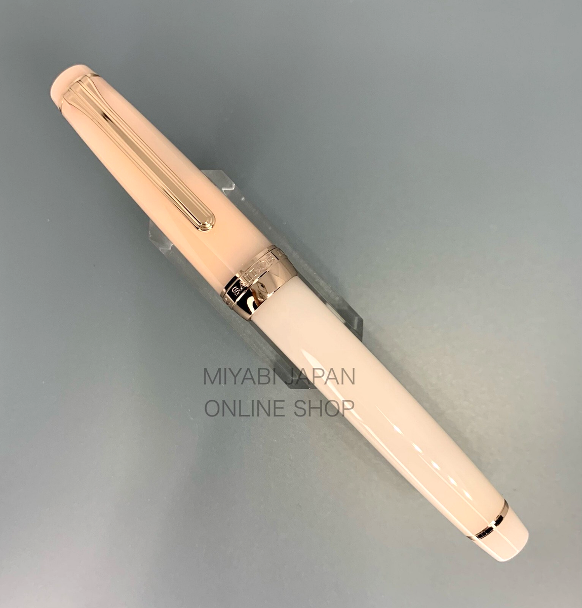 New] SAILOR Professional Gear Slim PRINCESS ROSE 14K M Nib Usagiya