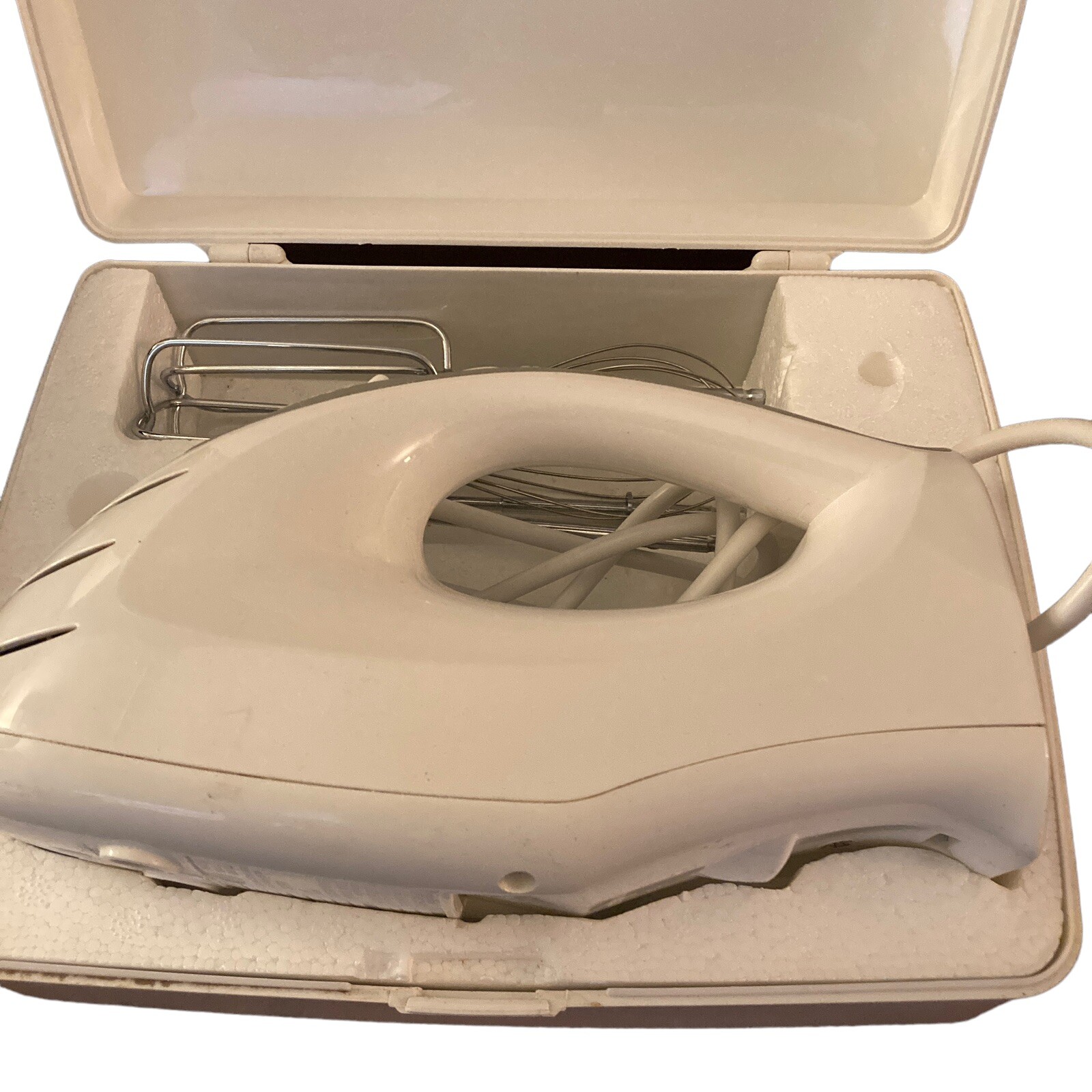GE 1106651n Series Blender Hand Held w Attachments and Case
