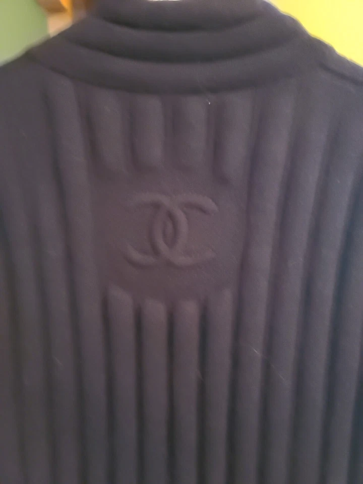 香奈儿厚背心 海军蓝 38 码 背面大号CC — 第 2/4 张图片