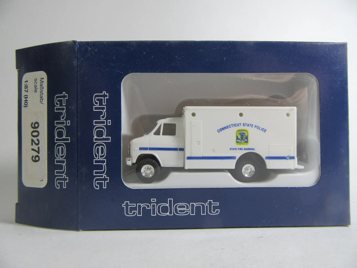 Trident Chevrolet Box Van Police Du Québec 1:87 - Modèle Réduit à L'échelle HO, Occasion En Boîte Originale