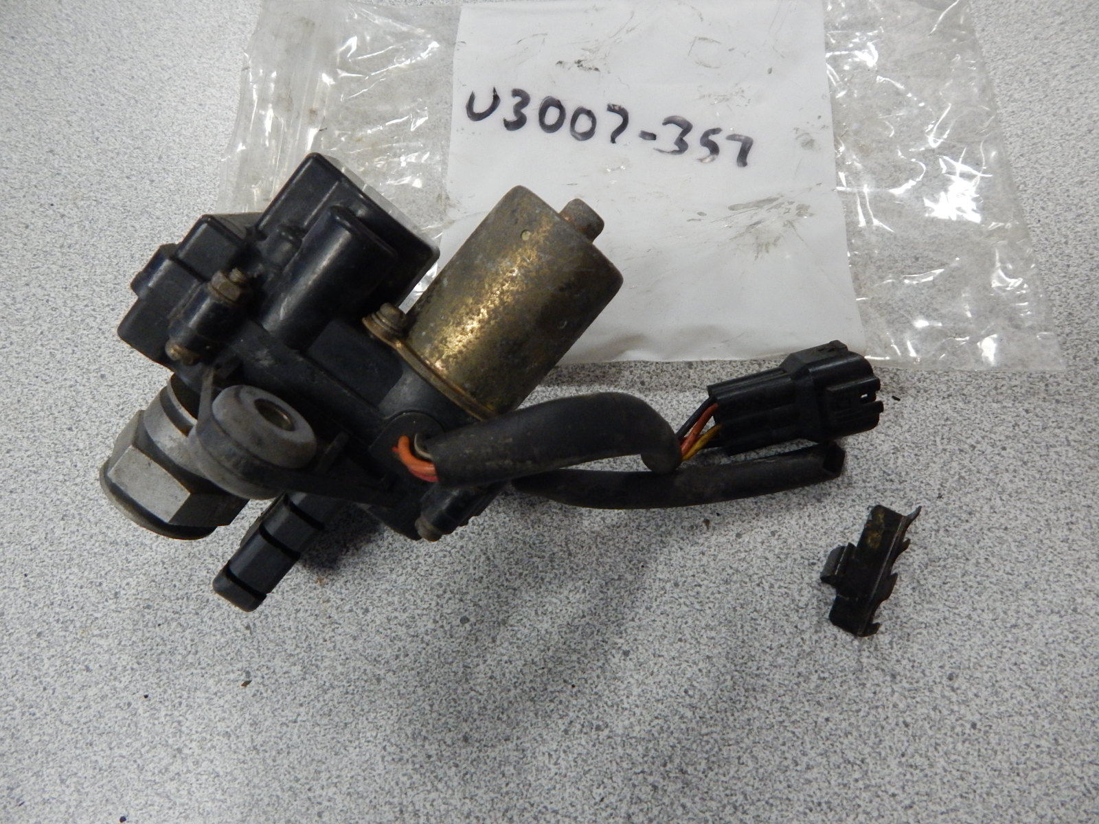 ARCTIC CAT SNOWMOBILE 20012002 TRIPLE ZRT 600 EXHAUST VALVE SERVOMOTOR