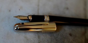 Stylo S.T. Dupont Olympio Anthracite Guilloché – Stylo Bille/roller – Or Plaqué – Occasion