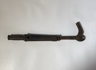 Bridgeport Suregrip No. 56 nail puller 23in Vintage Farm Too1