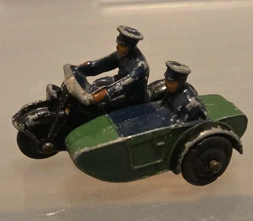 VINTAGE DINKY #42B POLICE MOTORCYCLE WITH SIDE CAR Diecast Meccano In England