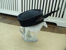 Vintage Toucan Collection NY Ladies Black Hat   100 Wool