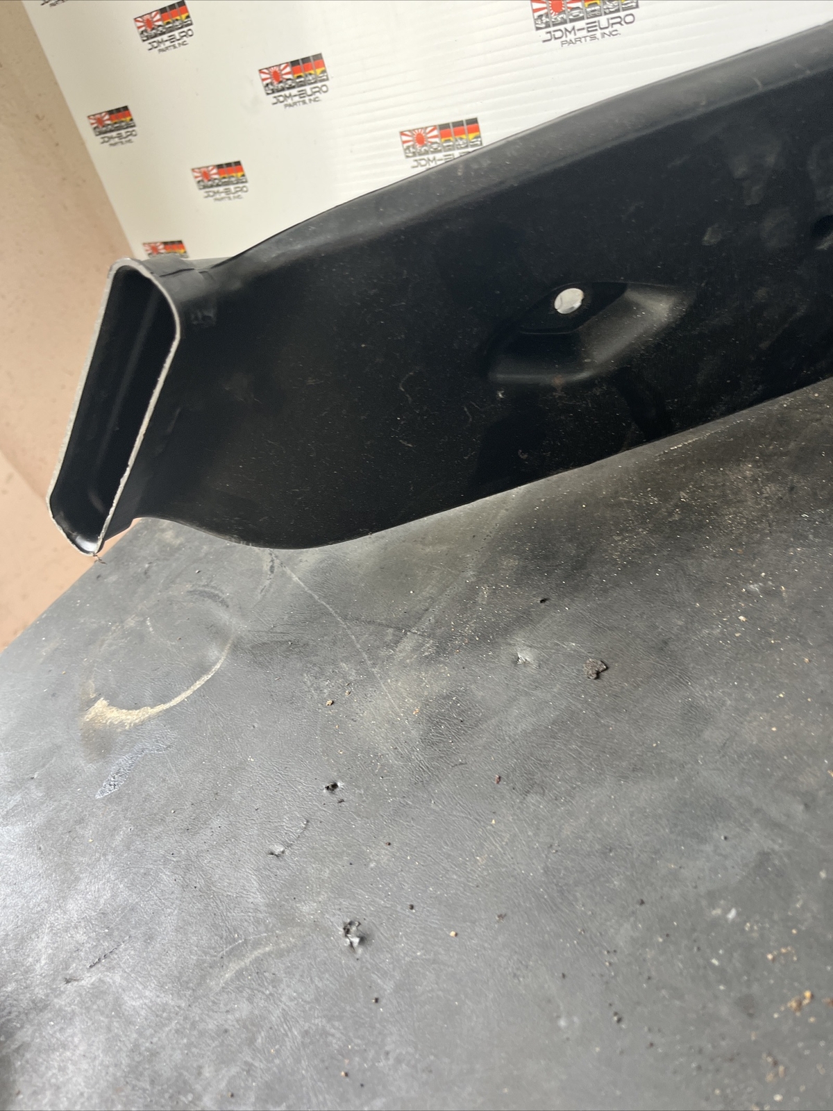 BMW 64221884201 Ventilation Duct (driver Rear Heater Floor) E30 ALEXIASTAMトップM