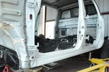 2017-2021 Nissan Titan 5.6L 4x4 Driver Left Side Rocker and Post Cut