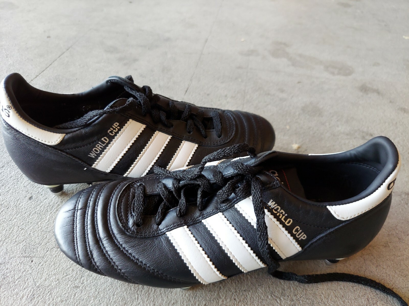 adidas world cup size 4