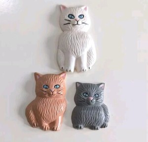 Vintage Kitty Cat Magnet Set 3 Hard Plastic White Brown Gray 80s