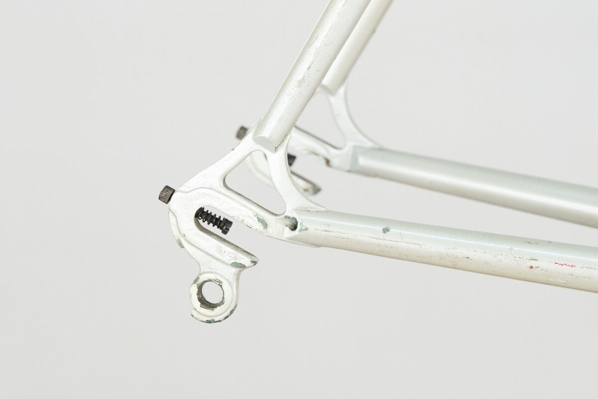 PELIZZOLI STEEL FRAME VINTAGE ROAD RACING BIKE BICYCLE LUGS PELIZZOLI STEEL FRAME VINTAGE ROAD RACING BIKE BICYCLE LUGS