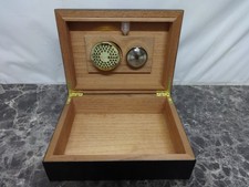 Humidor Zigarrenkiste mit Hygrometer ca. 24x18cm Holz