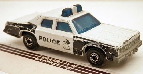 Matchbox 1977 Plymouth Gran Fury Police Sheriff Car White/Blk Vintage 1:72 Scale