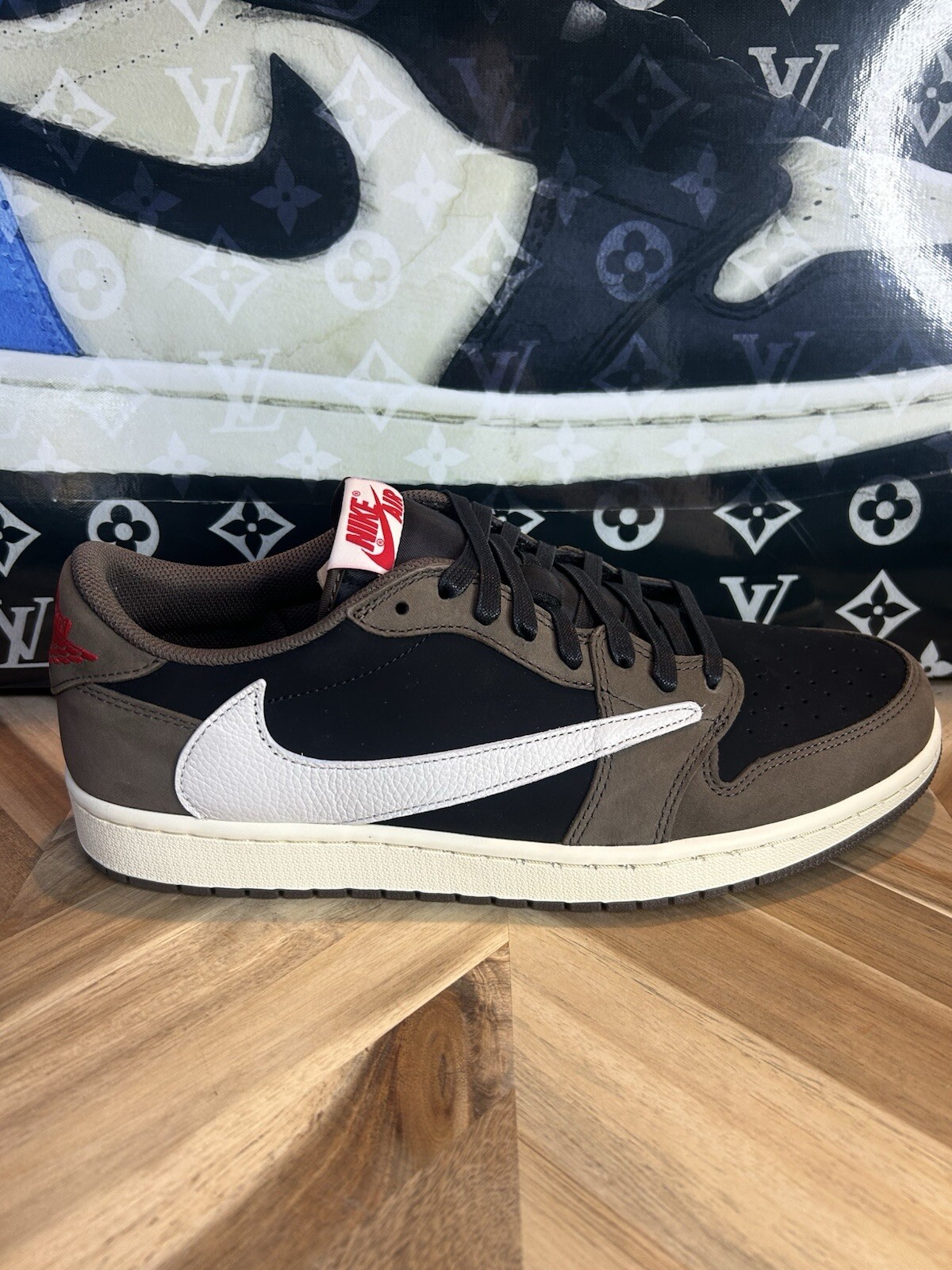 Jordan 1 Low Men’s 13 Brown