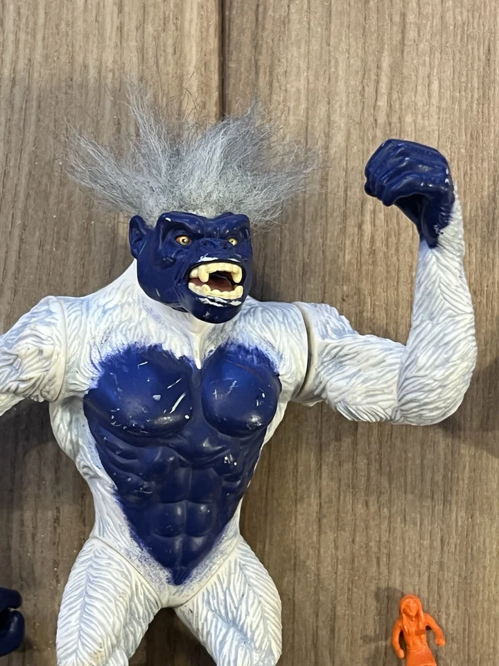 Juguetes de colección Playmates Primal Rage Virtuous Beasts Blizzard con seguidores Ice Spike Foto 2 de 4