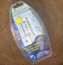 Wireless Gear Cassette Adapter for 3.5mm Devices White Model G0243