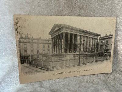 Nimes, la Maison Carree