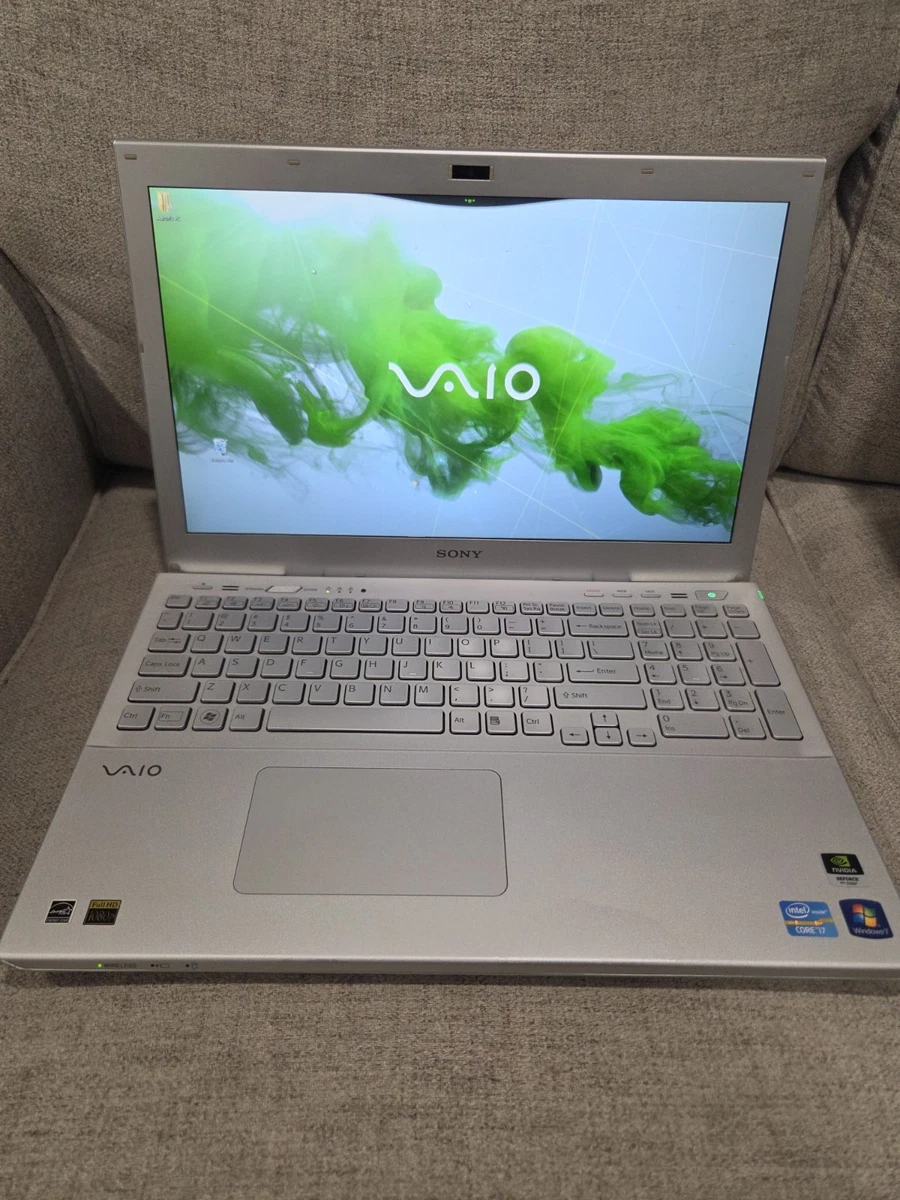 PC Portable Sony 15,6 Pouces, Core I7, 12 Go RAM, 128 Go SSD, Windows 10, + 2 Stations