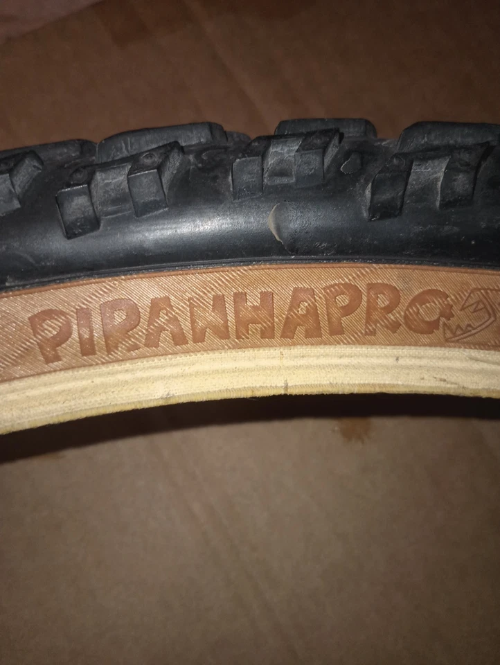2-Vintage NOS 26" IRC Piranha Pro Mountain Bike Tire Skinwall  26x2.00 1.50 1.75 - Image 4 of 4