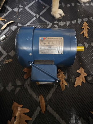 #ad New F56C1 2M4A 575VAC 1 2 HP 1740 RPM 56C Frame 3 Phase Induction Motor $135.00