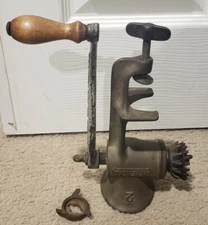 Vintage L.F & C New Britain 2 Universal Table Grinder Food Chopper Bread Crumber