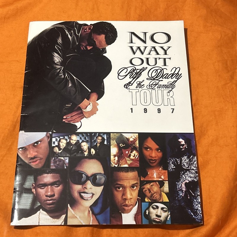 1997  No Way Out Tour Booklet Puff Daddy & The Family P Diddy Sean Combs Bad Boy