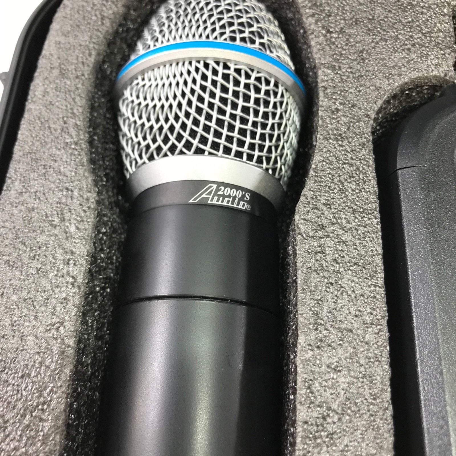 Audio2000's AWM6074U Professional Duel Channel UHF Wireless Microphone System