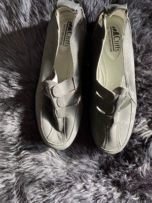 Cliffs By WHITE MOUNTAIN BLK Leather Shoe Sz 7.5 Super Cute Very Comfy!