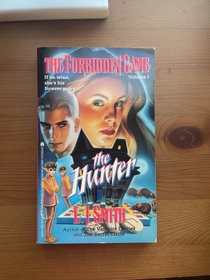 L. J. SMITH 1ST EDITION - The Forbidden Game: The Hunter, Volume 1, 1994 Vtg Pbk