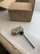 Omron Ze-Nj-2S Spdt Limit Switch Wobble Stick, Nema Rating: 1, 2, 3, 4, 5