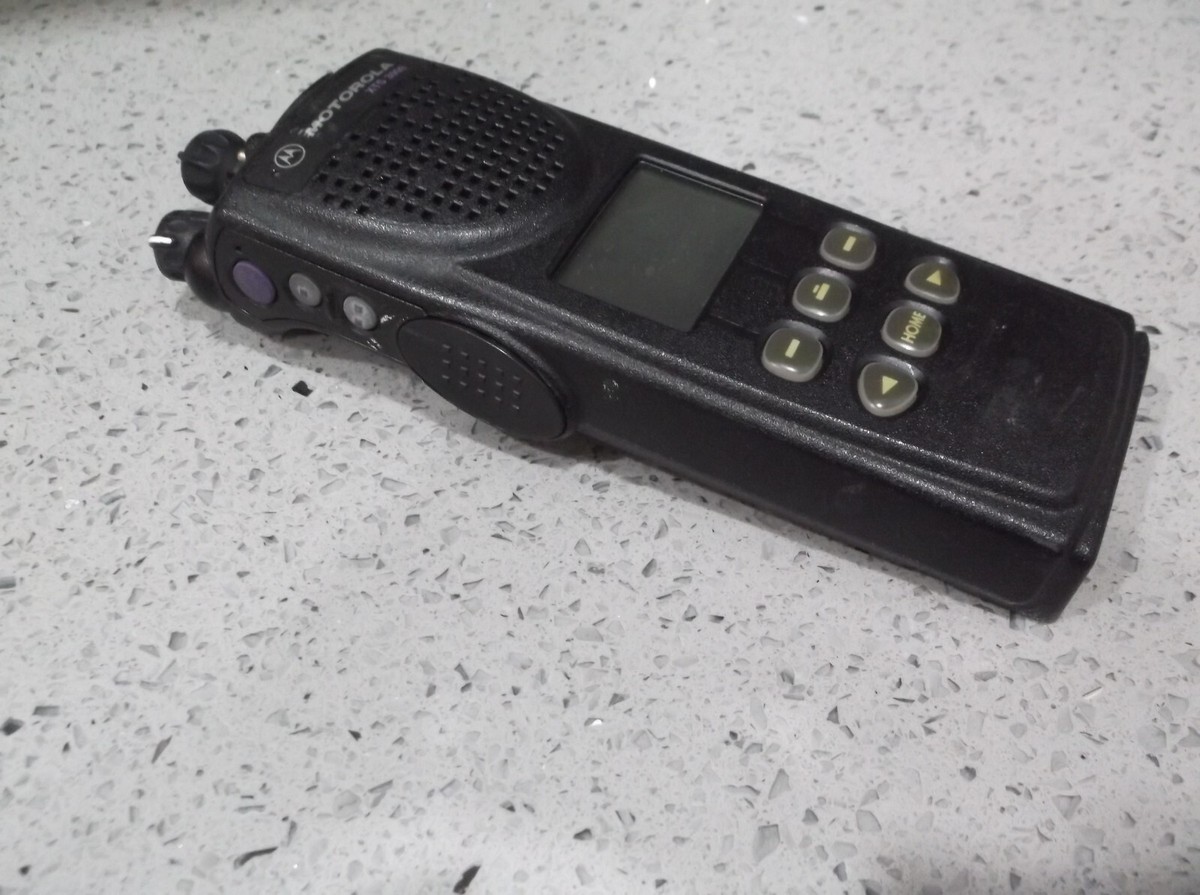 Motorola XTS 3000 16CH H09UCF9PW7AN 800MHz Two Way Radio | eBay