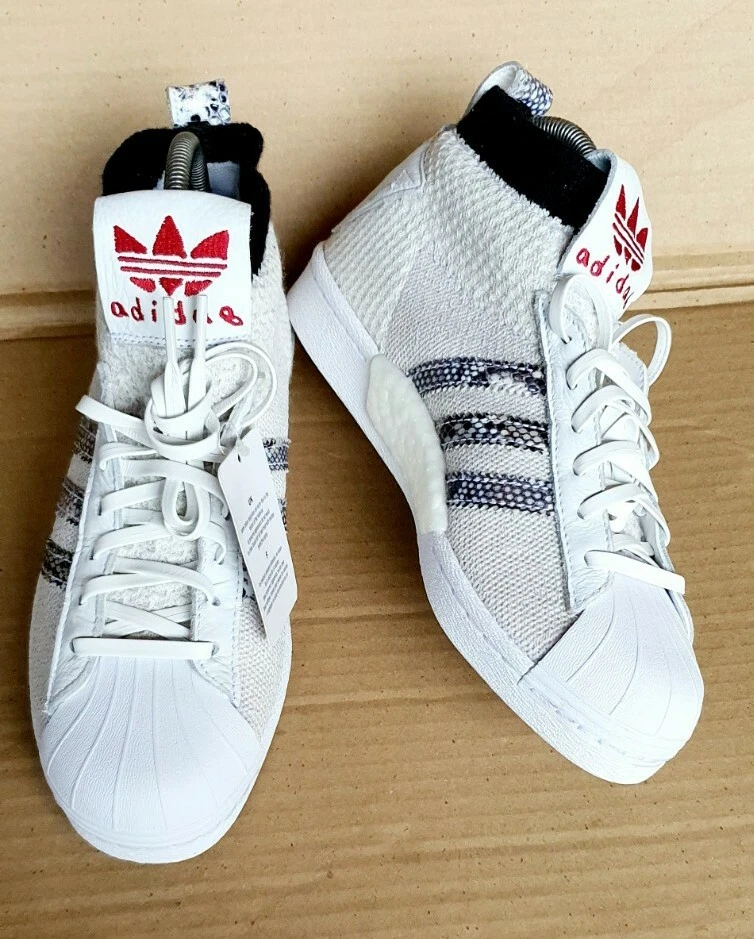 NEW ADIDAS TRAINERS ARROW & SONS STAR SIZE 4.5 UK CLOUD WHITE RARE eBay