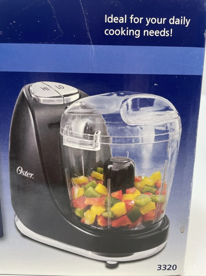 OSTER Mini Chopper-3C .Chops Onion, Veggies, Nuts, & WHISKS Model FPSTMC3321 - Image 2 of 4