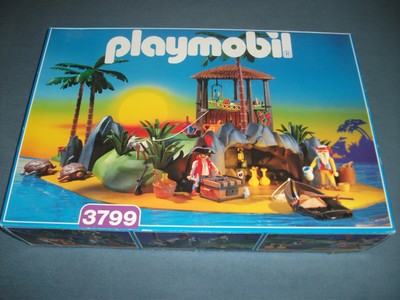 playmobil pirate island 3799