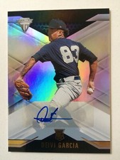 2021 Panini Titanium rc auto DEIVI GARCIA! New York Yankees