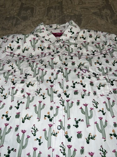 COWGIRL HARDWARE Cactus Print Embellished Snap Shirt Long Sleeve Sz Large Womens - Picture 4 of 5