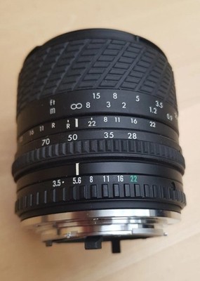 Sigma UC Zoom 28-70mm 1:3.5-4.5 Objektiv Ø52 für Contax/Yashica
