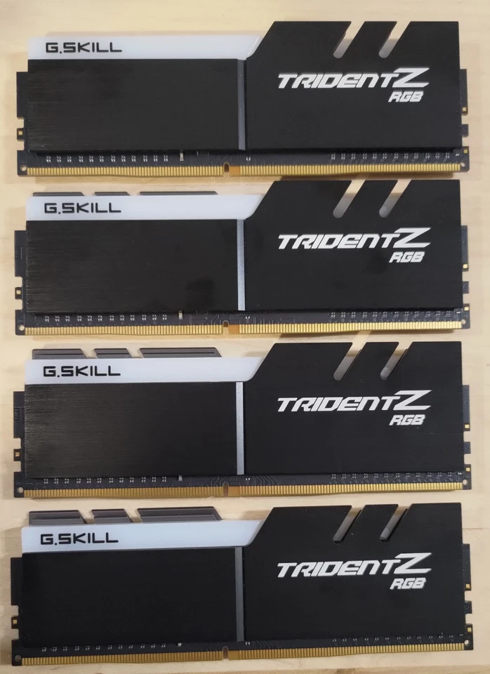 G.Skill TridentZ RGB 32GB (4x8GB) 3000Mhz 14-14-14-34 (Samsung B-Die) - WITH BOX - Image 3 of 4