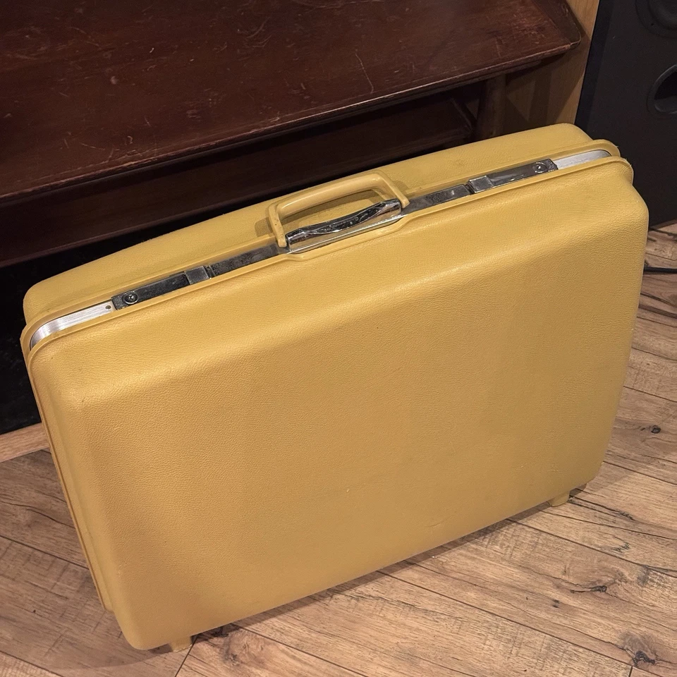 Vintage LARGE SAMSONITE SATURN Hard Shell SUITCASE 1960s-70'S W/ Key! 25x20x7 - Image 3 of 4