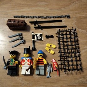 LEGO Pirates Brickbeard's Bounty 6243 In 2009 Used Retired W/Manuals As Is