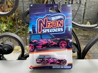 Hot Wheels Datsun 510 Wagon | 2023 | Schwarz Pink | Neon Speeders | Ovp